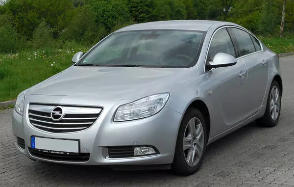 OPEL Insignia 2dm3 benzyna 0G-A DE21 2AAGB5AWBDP5